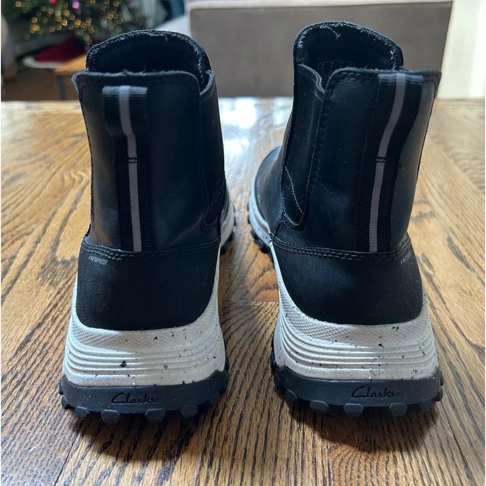Clarks ATL Trek Up Black Leather Waterproof Chelsea Boots Size 8